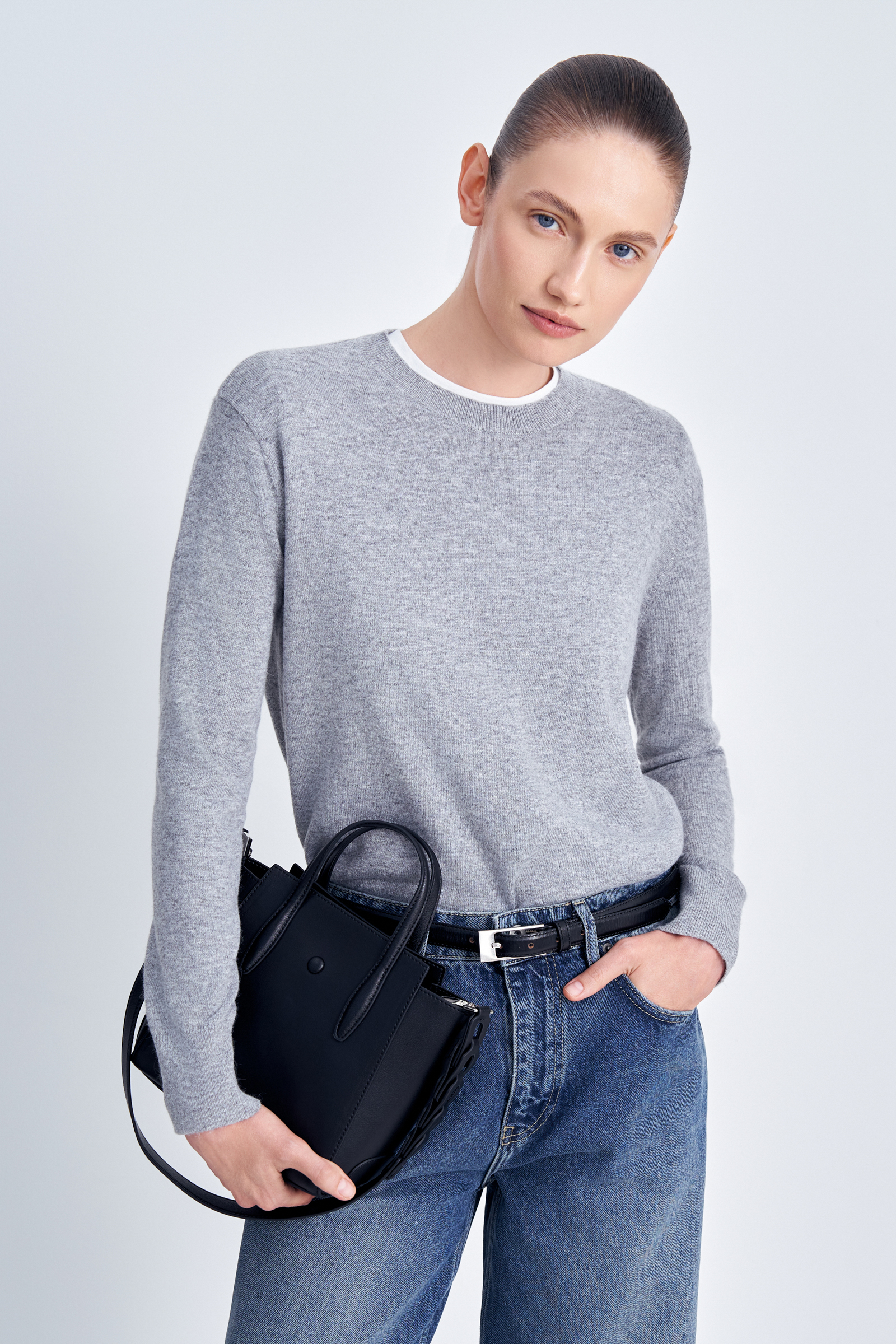 

Джемпер женский Finn Flare BAS-10129 серый XL, BAS-10129