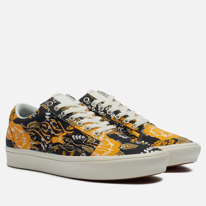 

Кеды мужские Vans Comfycush Old Skool Classic Flame Embroidery оранжевые 42 EU, Comfycush Old Skool Classic Flame Embroidery