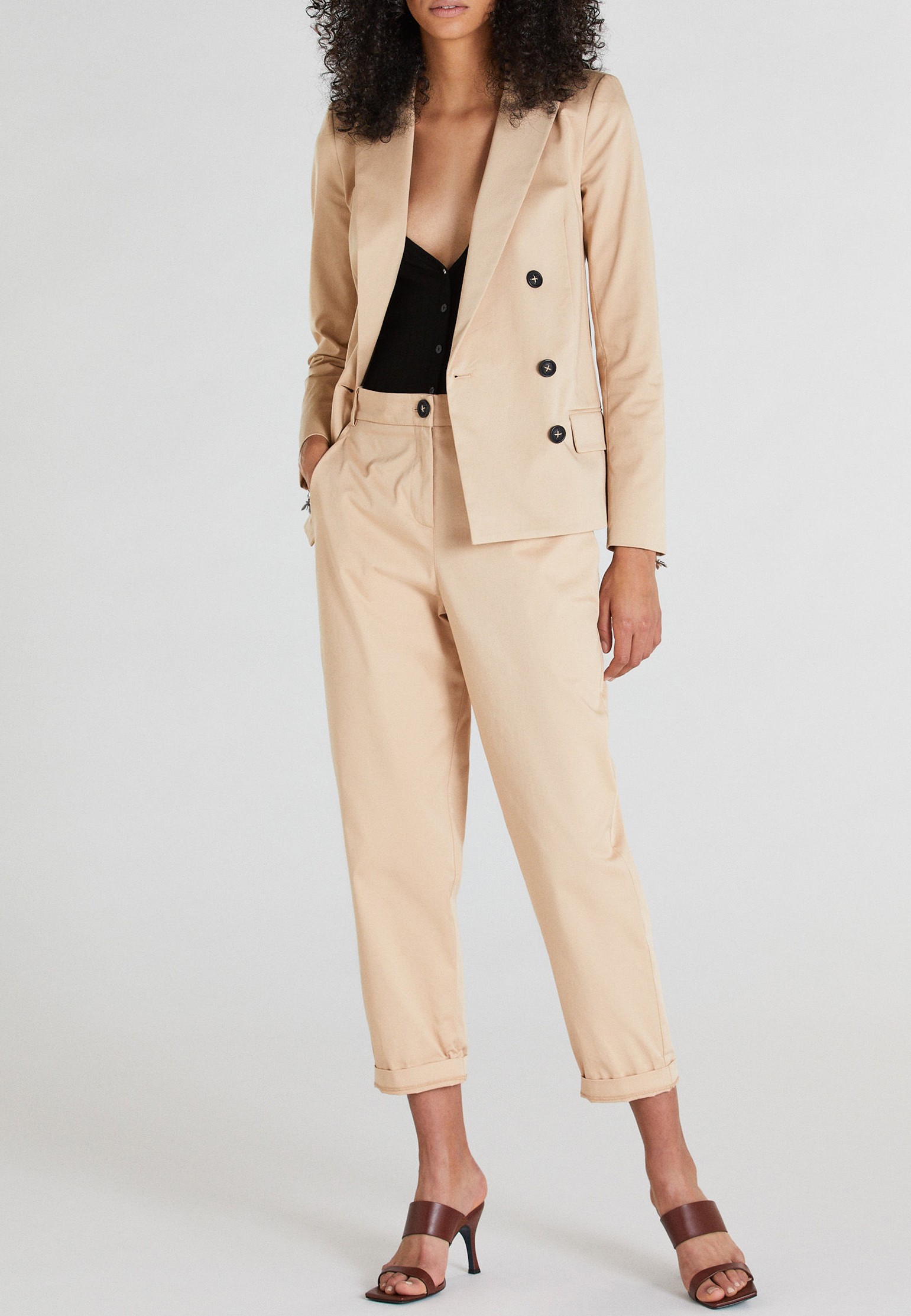 

Жакет женский Patrizia Pepe 125959 бежевый 40 IT, 125959