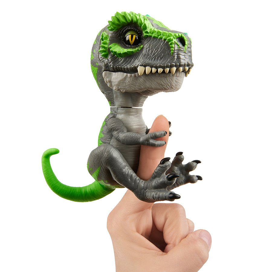 Интерактивная игрушка Dino Fingerlings Динозавр Треккер 12 см 3788 интерактивная игрушка динозавр движение gratwest б78183
