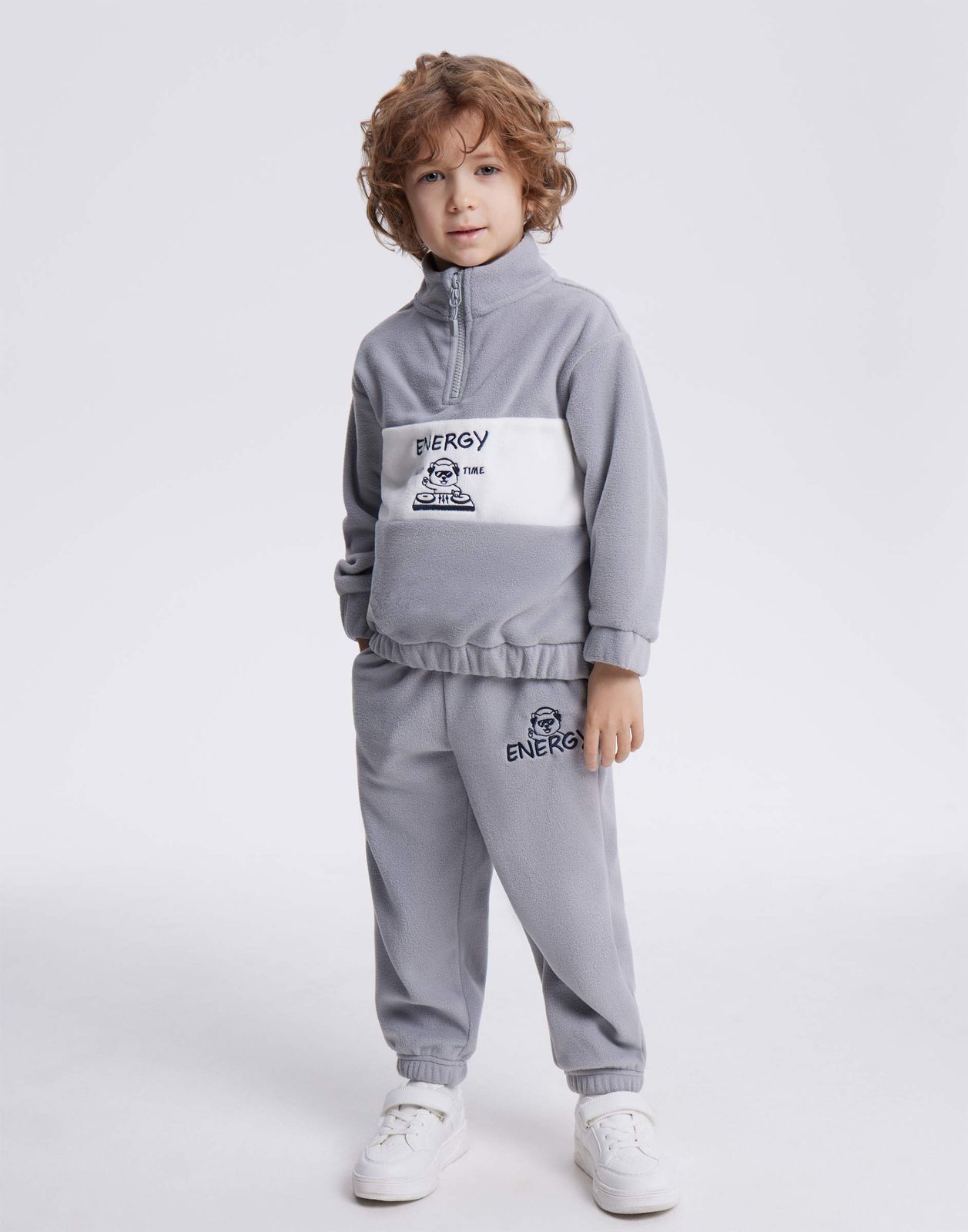 

Спортивные брюки для мальчика Gloria Jeans BAC013672 серый 2-4г/104, BAC013672