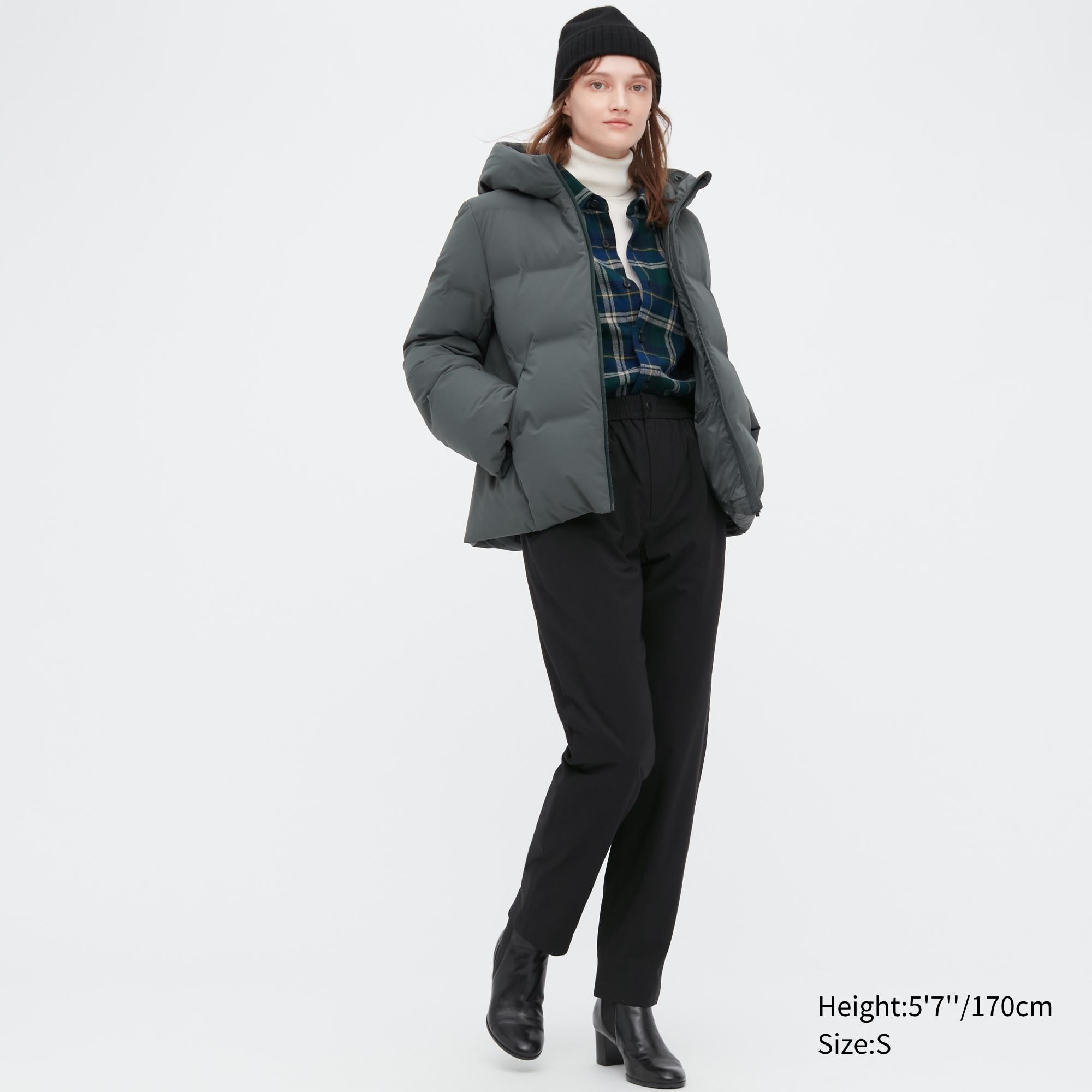 

Брюки женские UNIQLO 450644COL09 черные 2XS (доставка из-за рубежа), 450644COL09