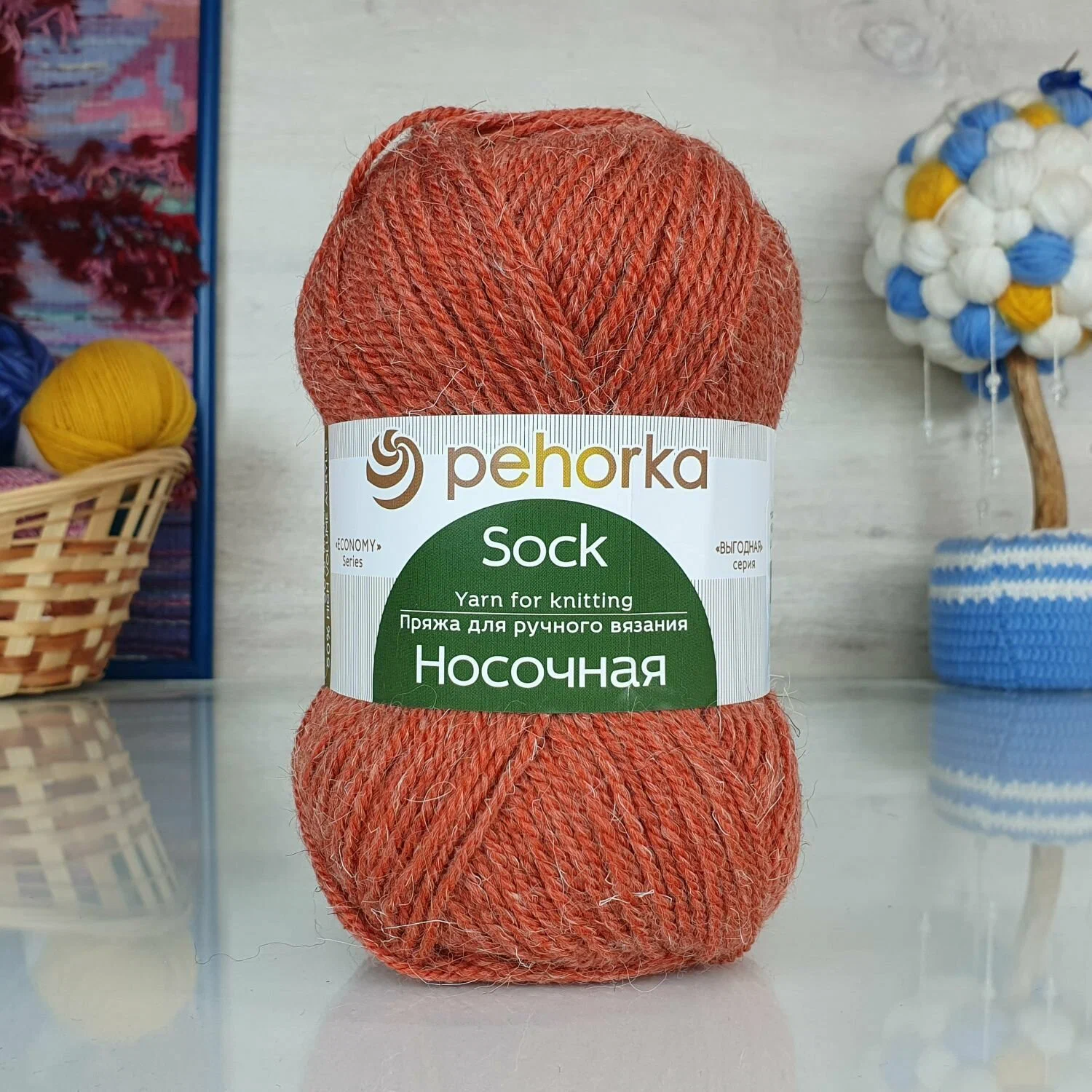 

Пряжа Пехорка Носочная 100 г, 200 м, 50% шерсть 50% акрил (1409 терракот), Красный