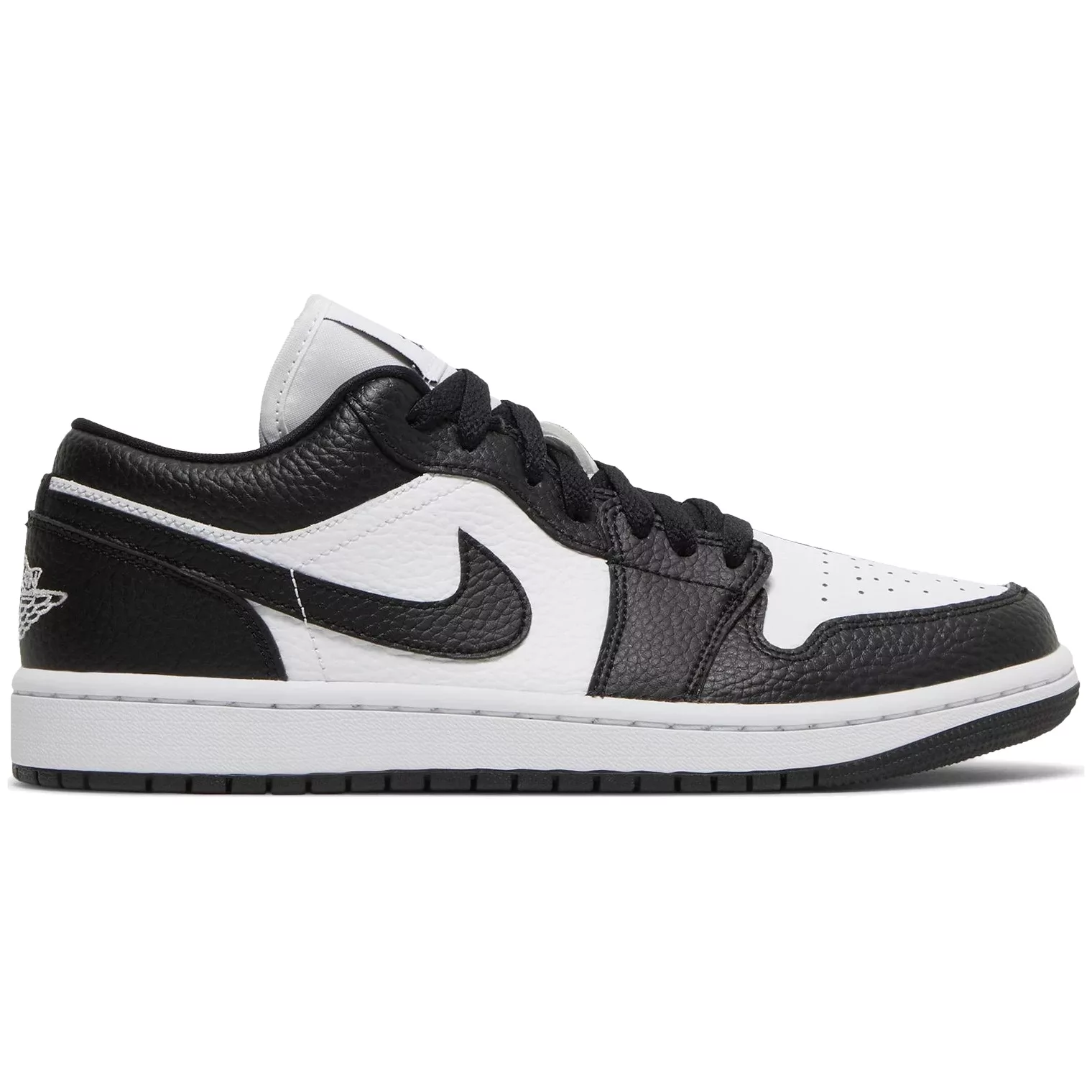 

Кроссовки женские Jordan WMNS AIR JORDAN 1 LOW SE черные 40.5 EU, Черный, WMNS AIR JORDAN 1 LOW SE