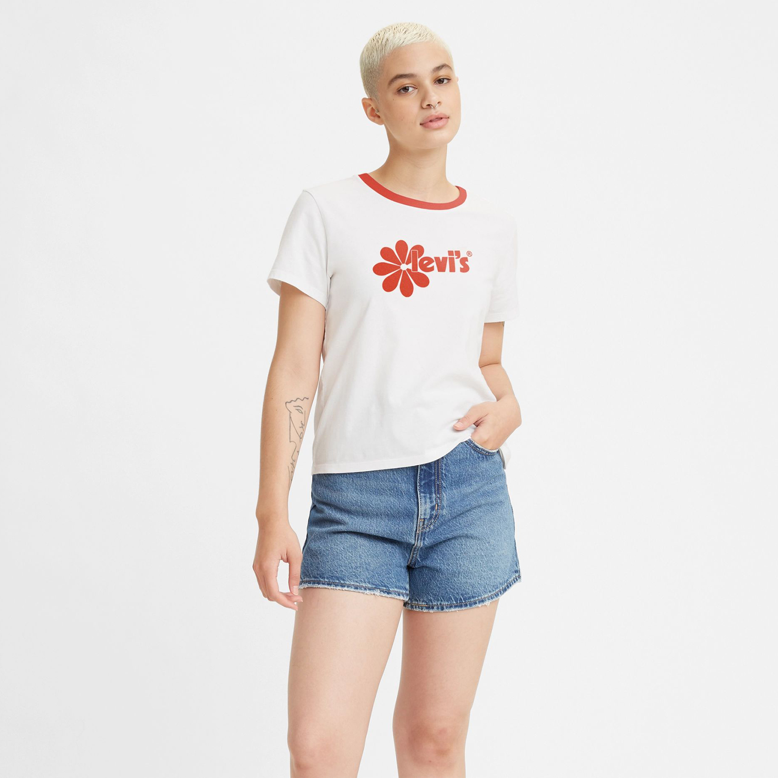 фото Футболка женская levi's women graphic jordie tee белая xs