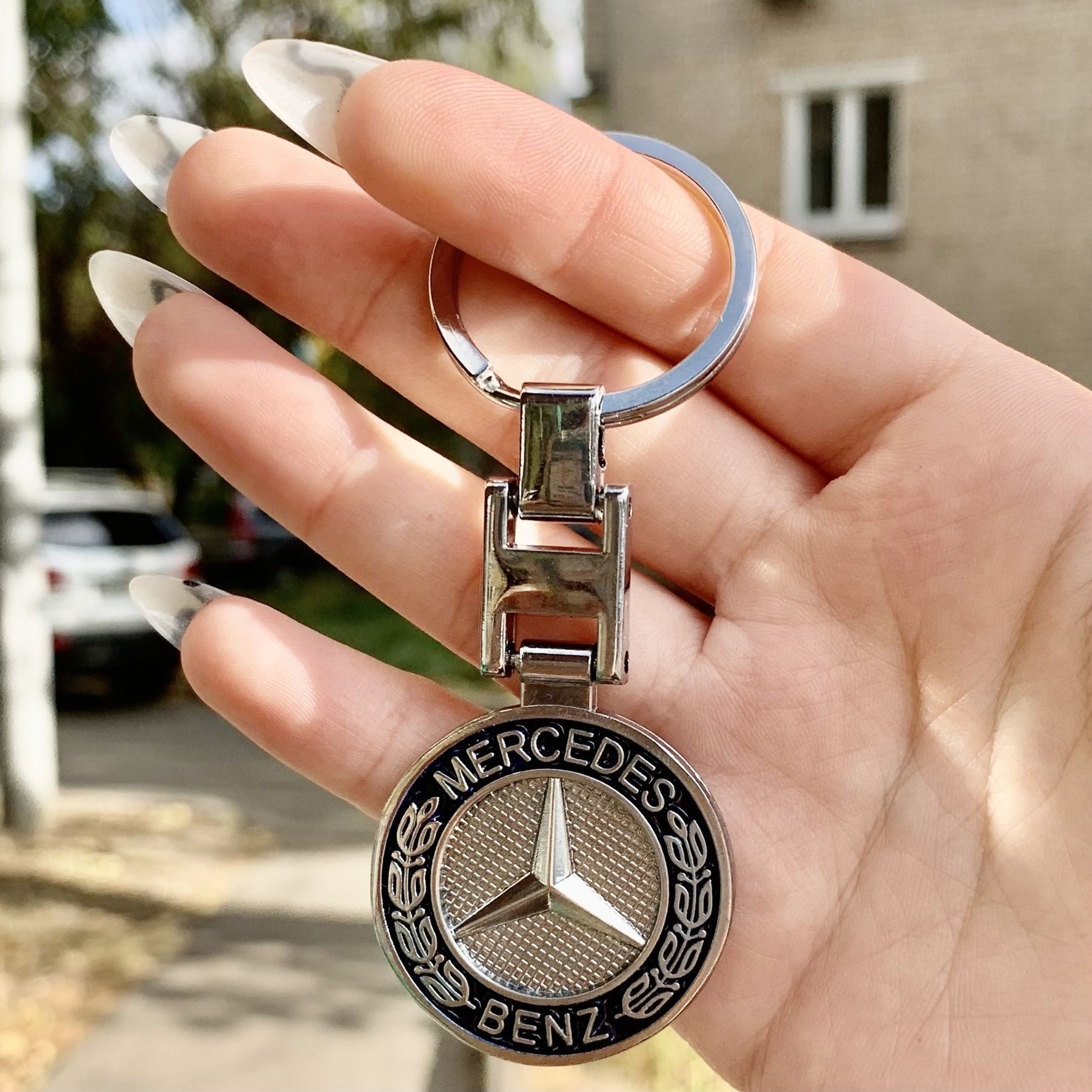 

Брелок на ключи с логотипом автомобиля MERCEDES-BENZ, Серебристый, Брелок_AMG