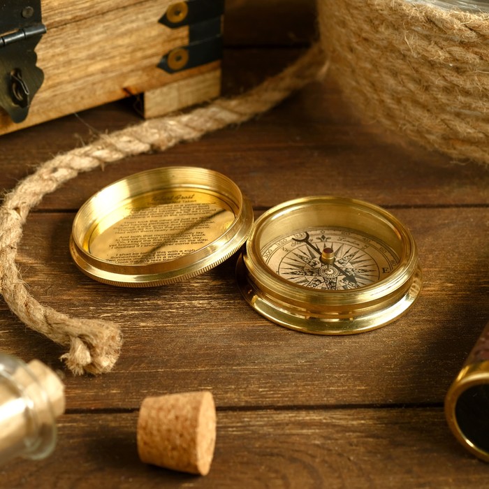 Компас Моряк латунь 5х5х2 см