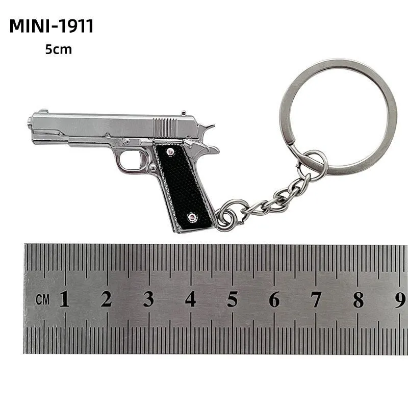 

Брелок мужской 1911 серебристый, 1911