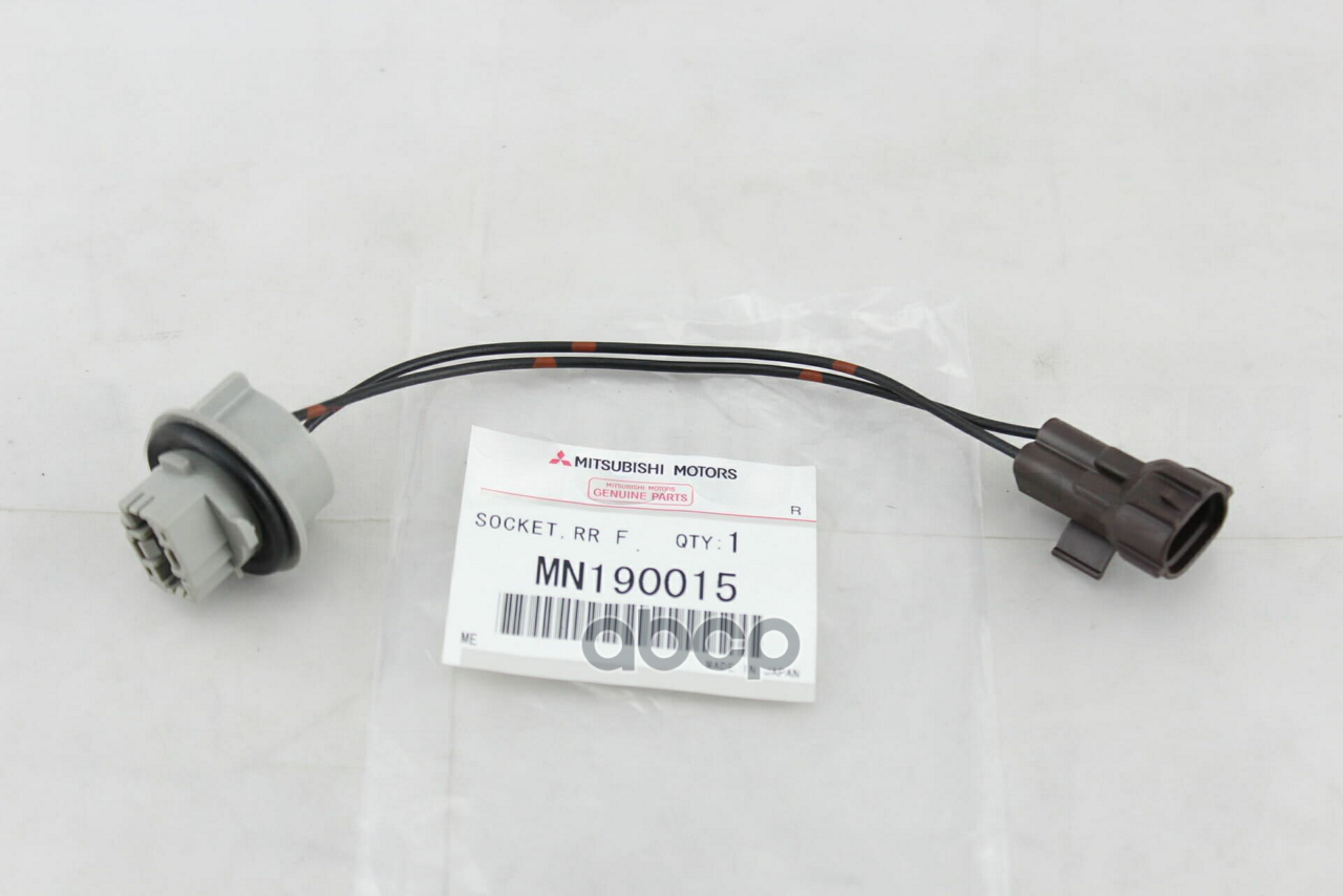 

MITSUBISHI MN190015 Патрон лампы заднего противотуманного фонаря MITSUBISHI 1шт
