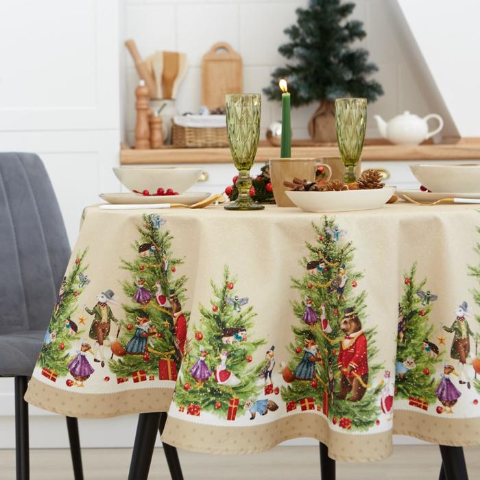 

Скатерть Этель "Noble Christmas" d=150см +/-3см с ГМВО, 100%хл, саржа 190 гр/м2, Бежевый;зеленый;красный