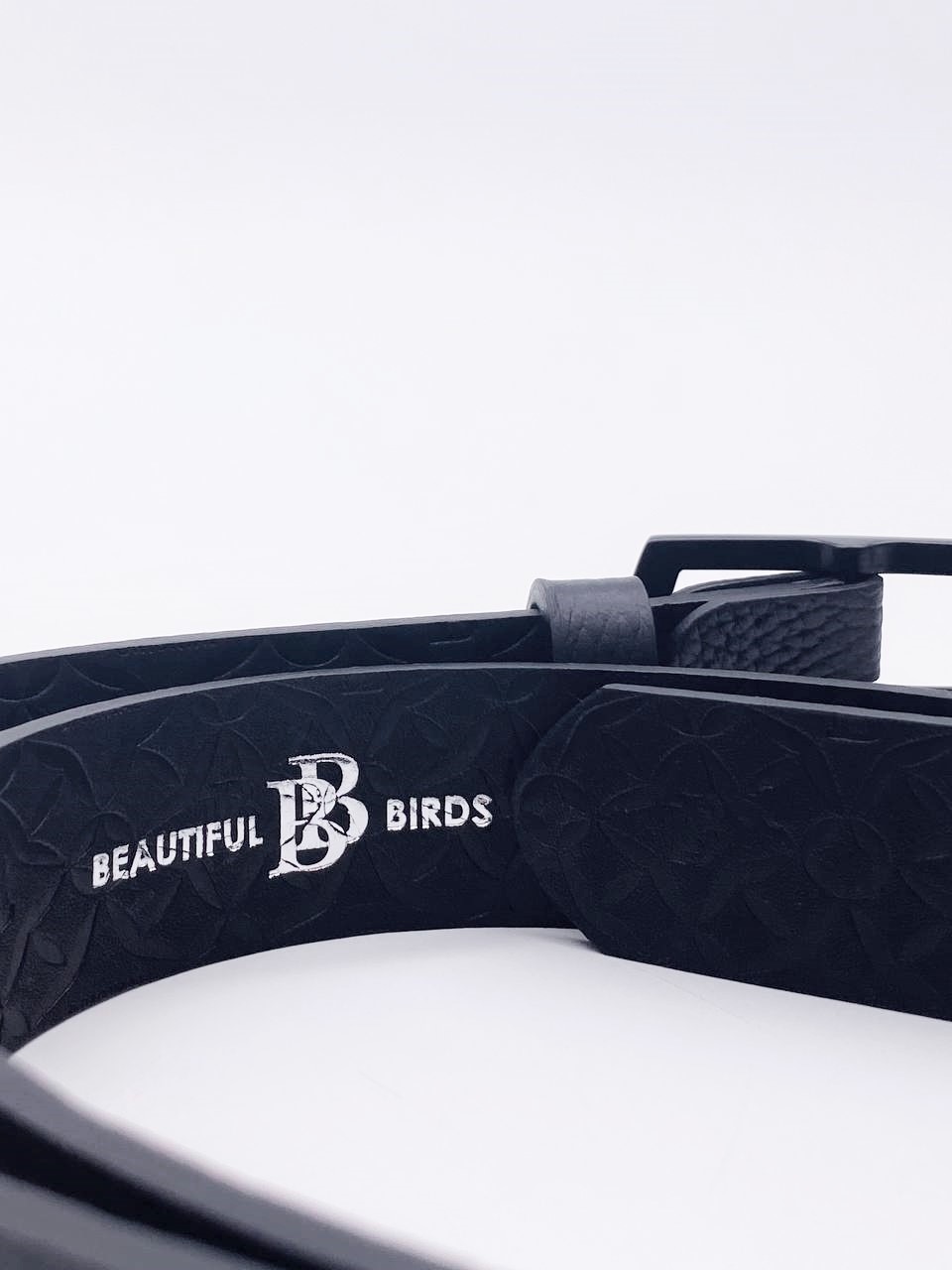 

Ремень женский BEAUTIFUL BIRDS FALCON черный, 105 см, FALCON