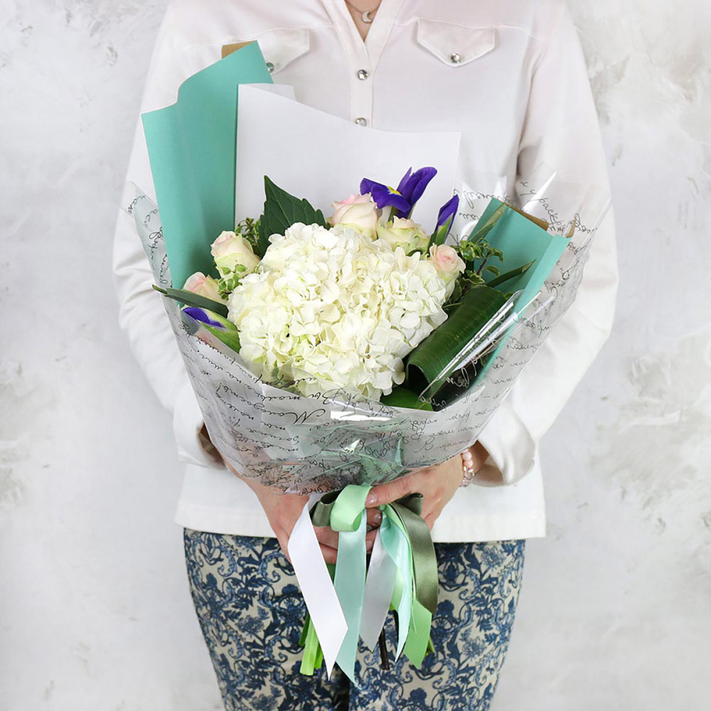 

Букет из гортензий Букет Маркет Сборные букеты B0359