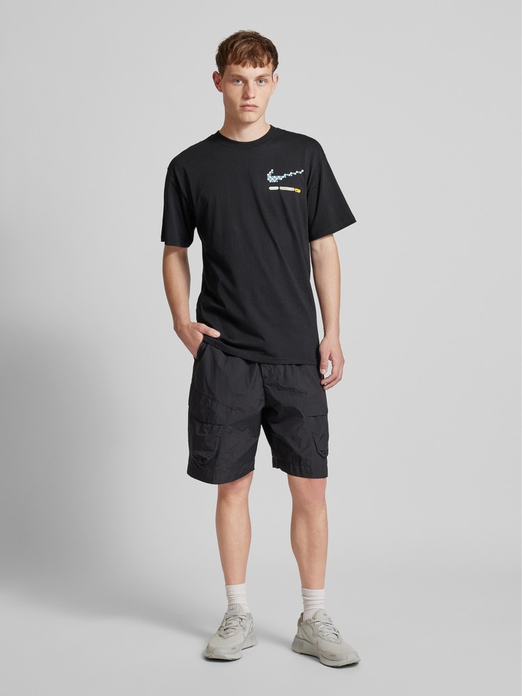 

Футболка мужская Nike FV3714 черная XL, Черный, FV3714