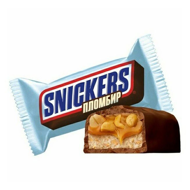 Конфеты батончики Snickers пломбир с шоколадом