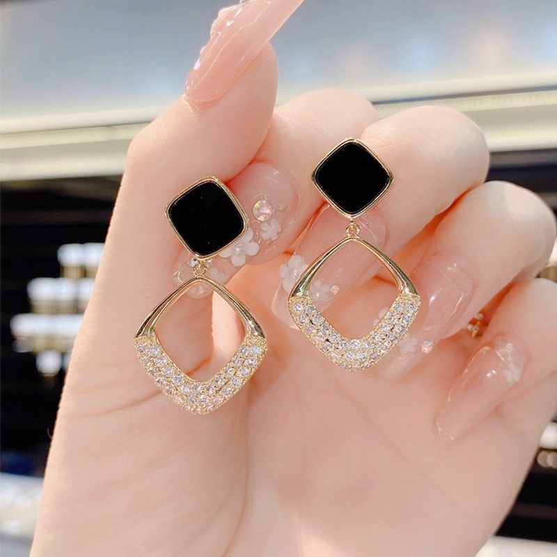 

Серьги из бижутерного сплава NoBrand Fashion jewelry, камень искусственный, Fashion jewelry
