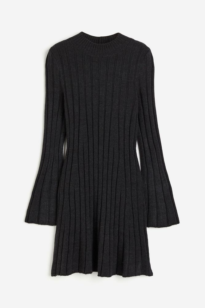 

Платье женское H&M 1227294 черное L, Черный, 1227294
