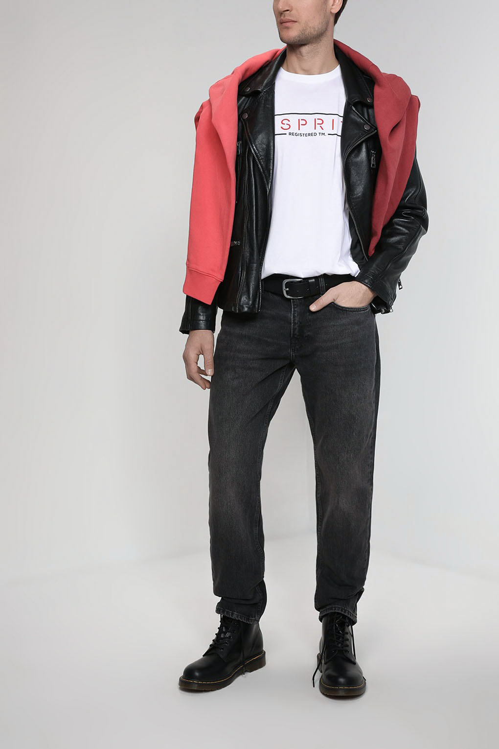 

Джинсы мужские Esprit Casual 992EE2B306 серые 32/34, Серый, 992EE2B306