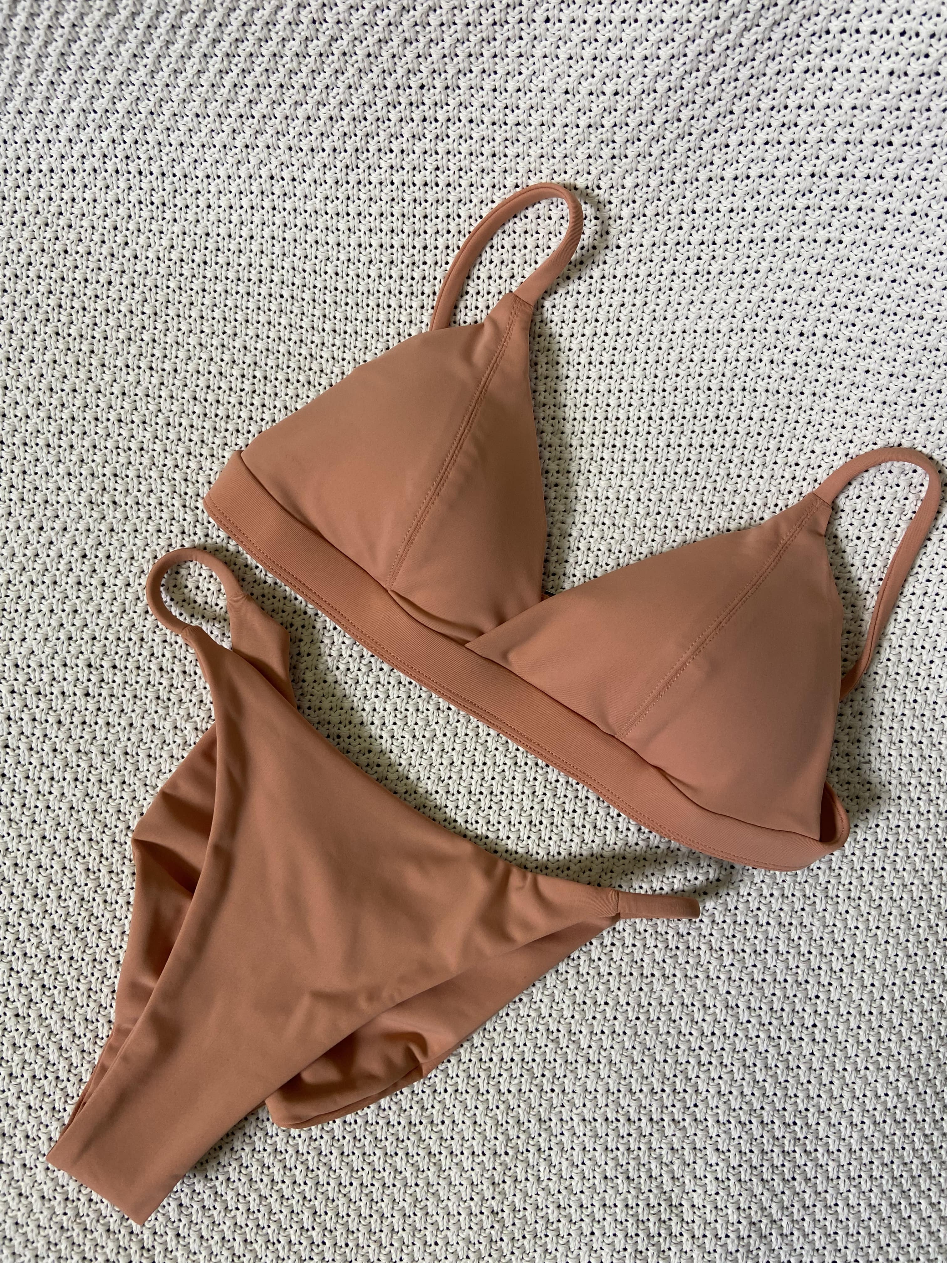 

Купальник раздельный женский Balibikini Лейла матовый коричневый L, Лейла матовый