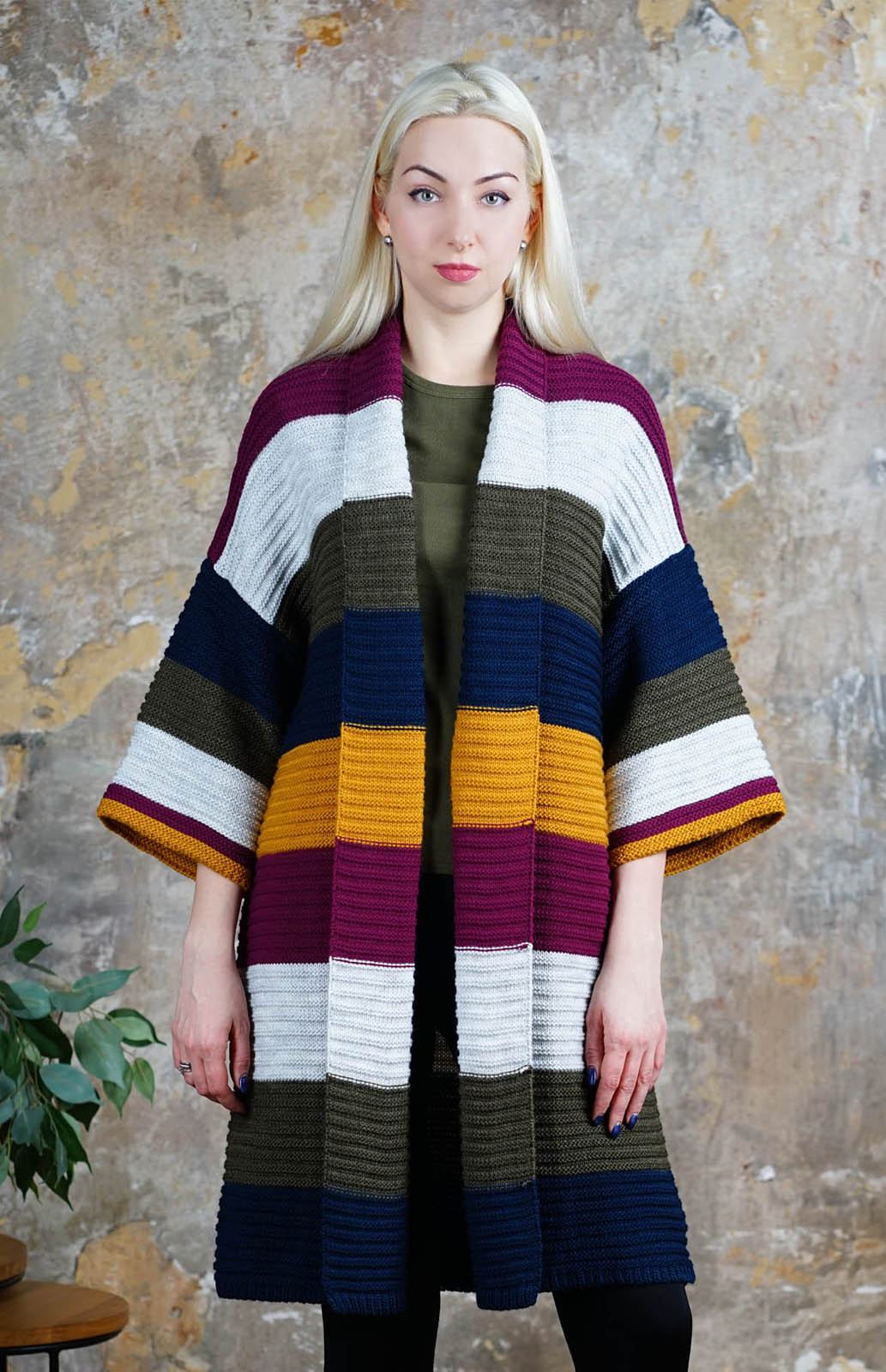 

Жакет женский MILANIKA 1240 синий ONE SIZE, 1240