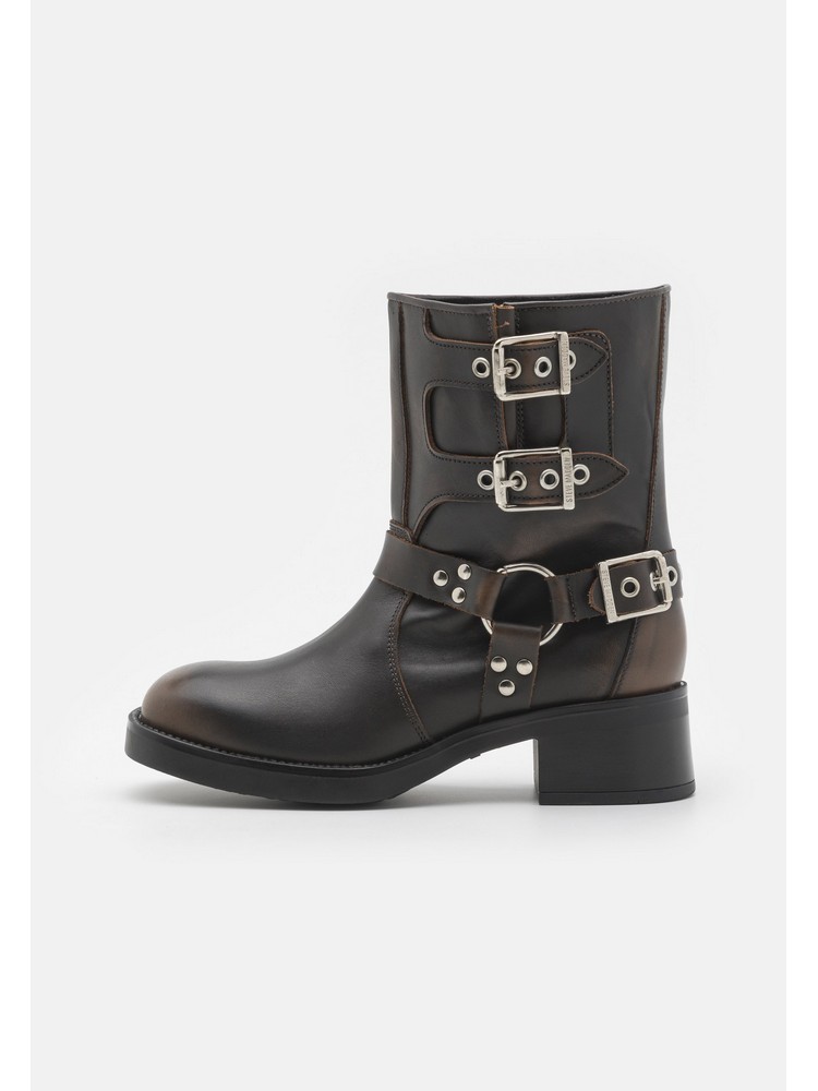 

Полусапоги женские STEVE MADDEN ST311N0F8 коричневые 42 EU, Коричневый, ST311N0F8