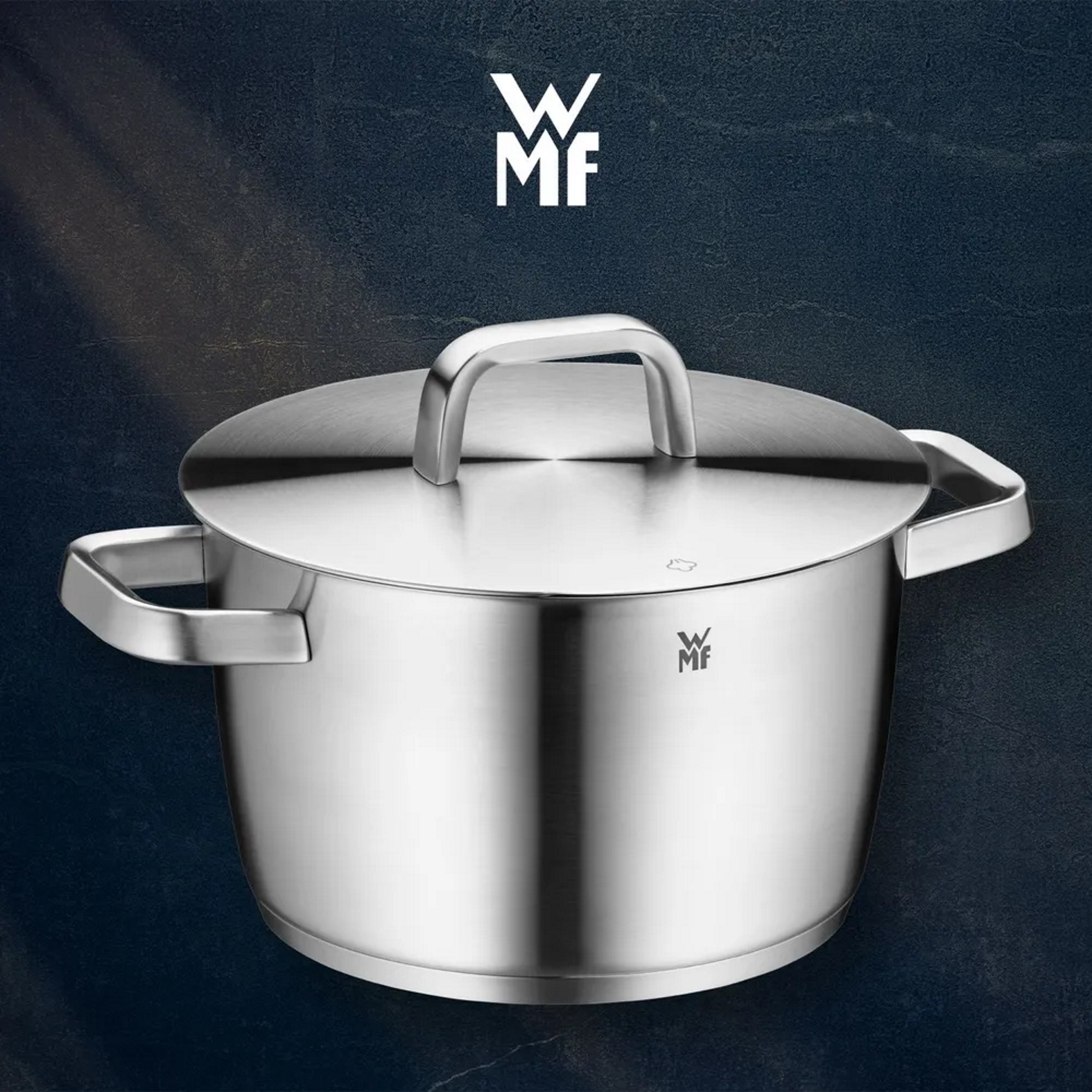 

Кастрюля с крышкой WMF Iconic, серебристый, 4,7 л, 22 см, 0740226030