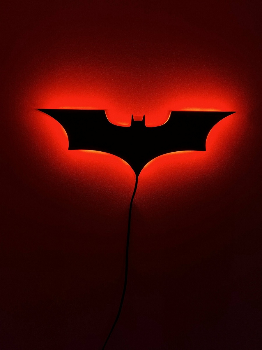 Настенный светильник IQchina Batman с пультом ночник Бэтмен