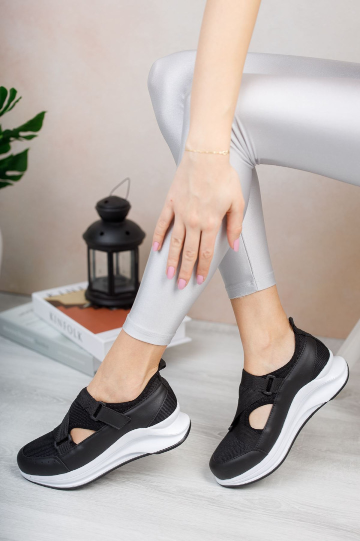 

Слипоны женские Mask Butik 6033Sİ черные 40 EU (доставка из-за рубежа), 6033Sİ