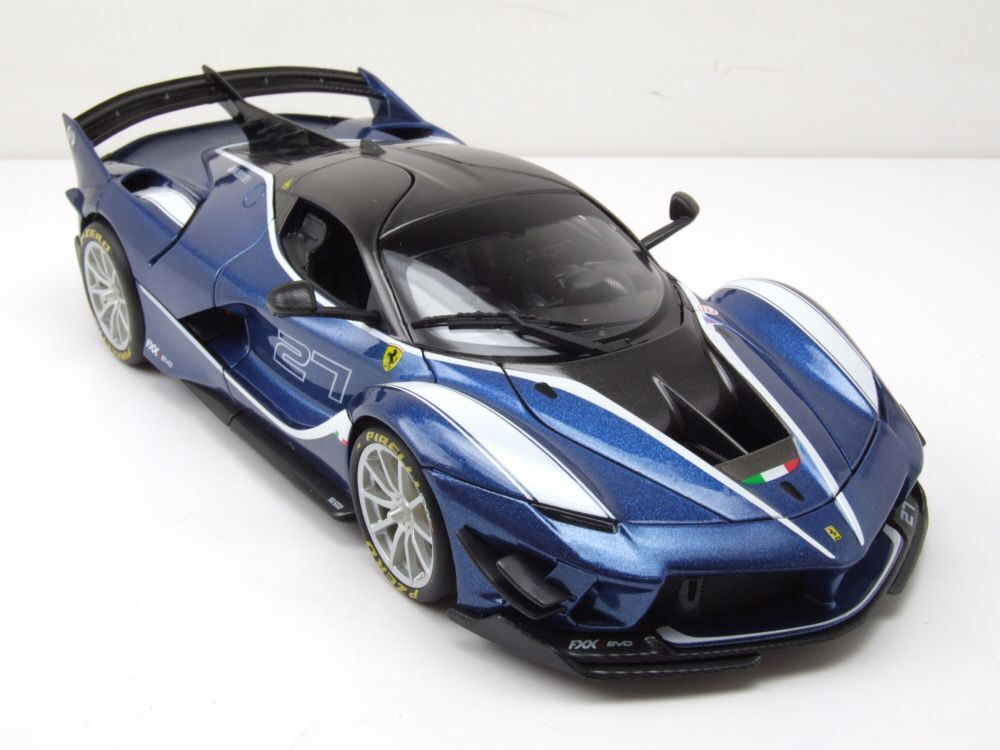 Машина Bburago Ferrari FXX K Evo 1:18 синий 18-16012-В радиоуправляемая машинка конструктор myx mclaren и ferrari полиция зеленый синий