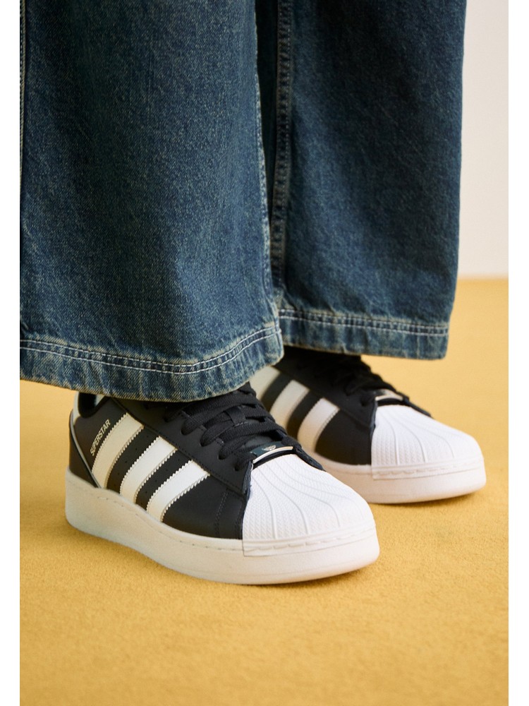 

Кеды унисекс Adidas Originals AD115O1PS черные 42 2/3 EU, Черный, AD115O1PS