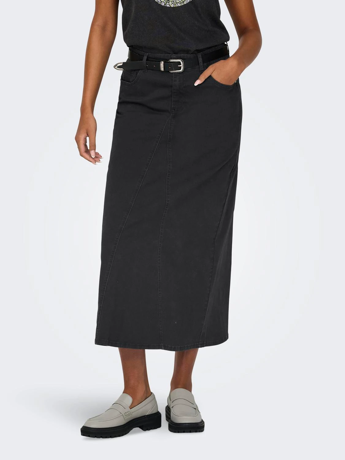 Юбка Only для женщин чёрная размер S 15324771 4908₽