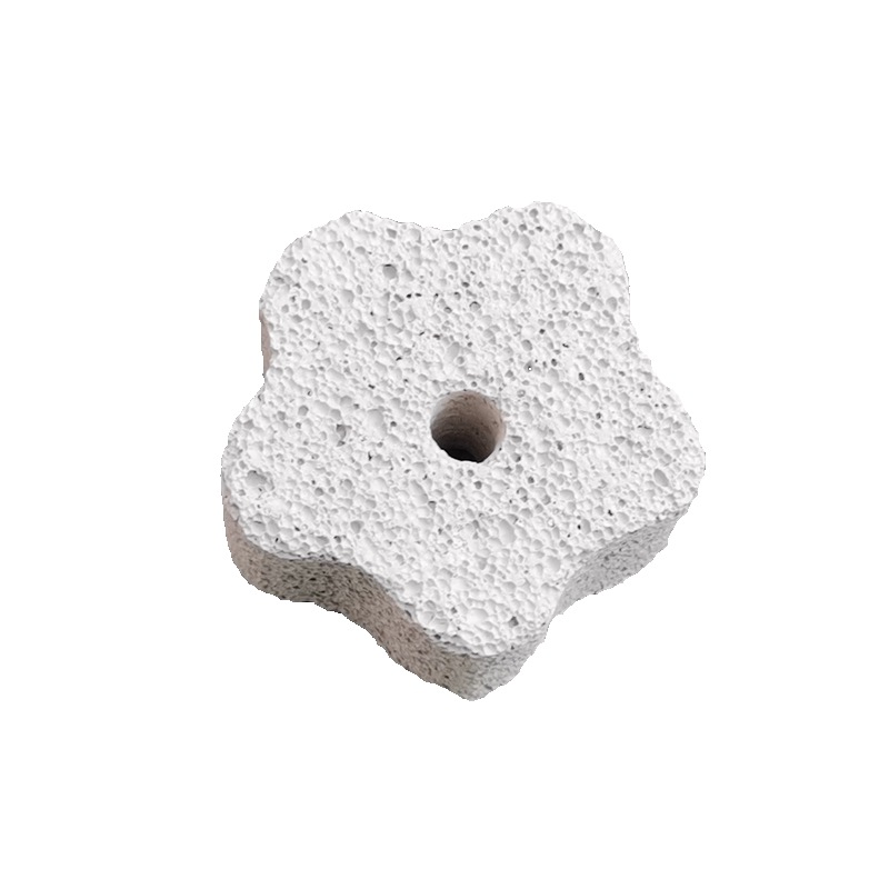 Минеральный камень для грызунов и птиц Bentfores белый цветок, 4 х 4 х 2 см