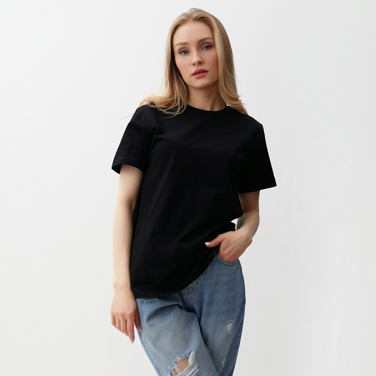 

Футболка женская NoBrand ATA collection черная 48 RU, Черный, ATA collection