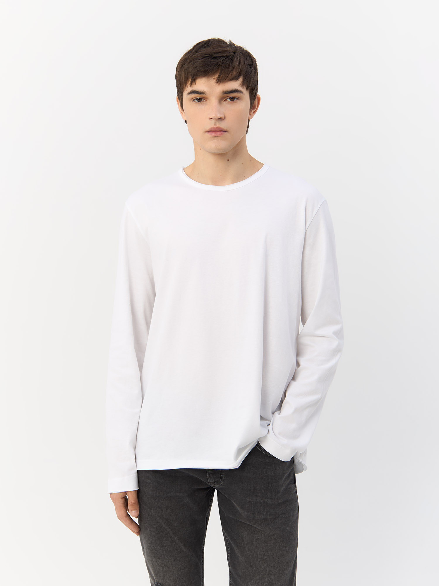 

Лонгслив мужской QS by s.Oliver 2138601/0100 белый XXL, 2138601