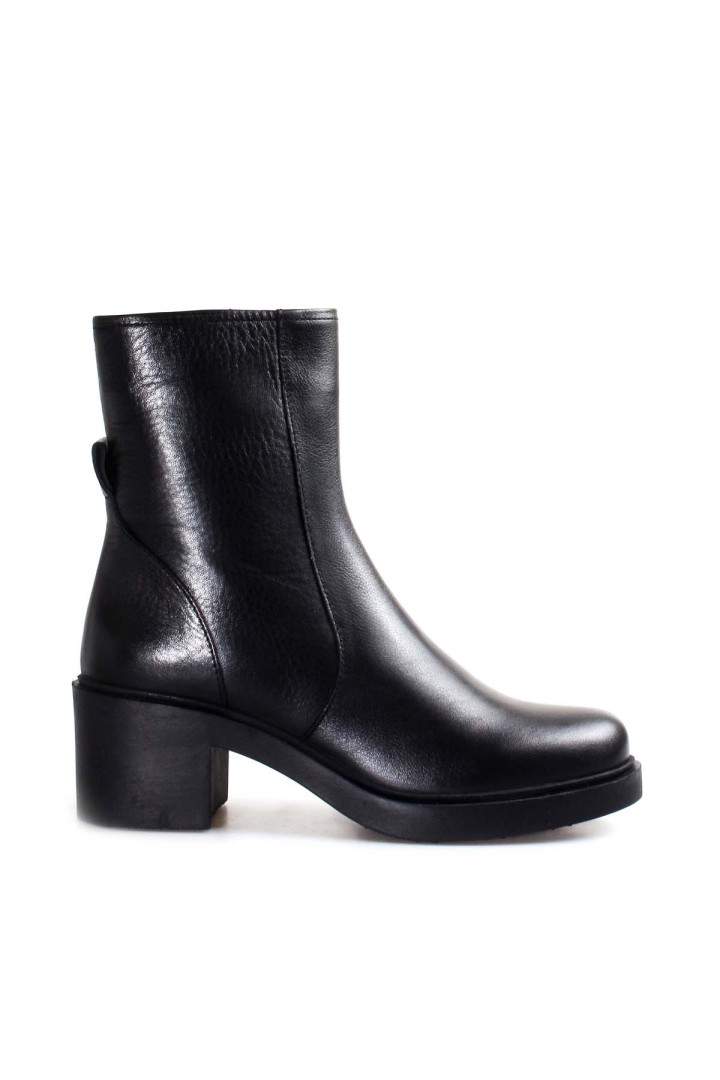 

Полусапоги женские FAST STEP 573SZA6006 черные 38 EU (доставка из-за рубежа), 573SZA6006