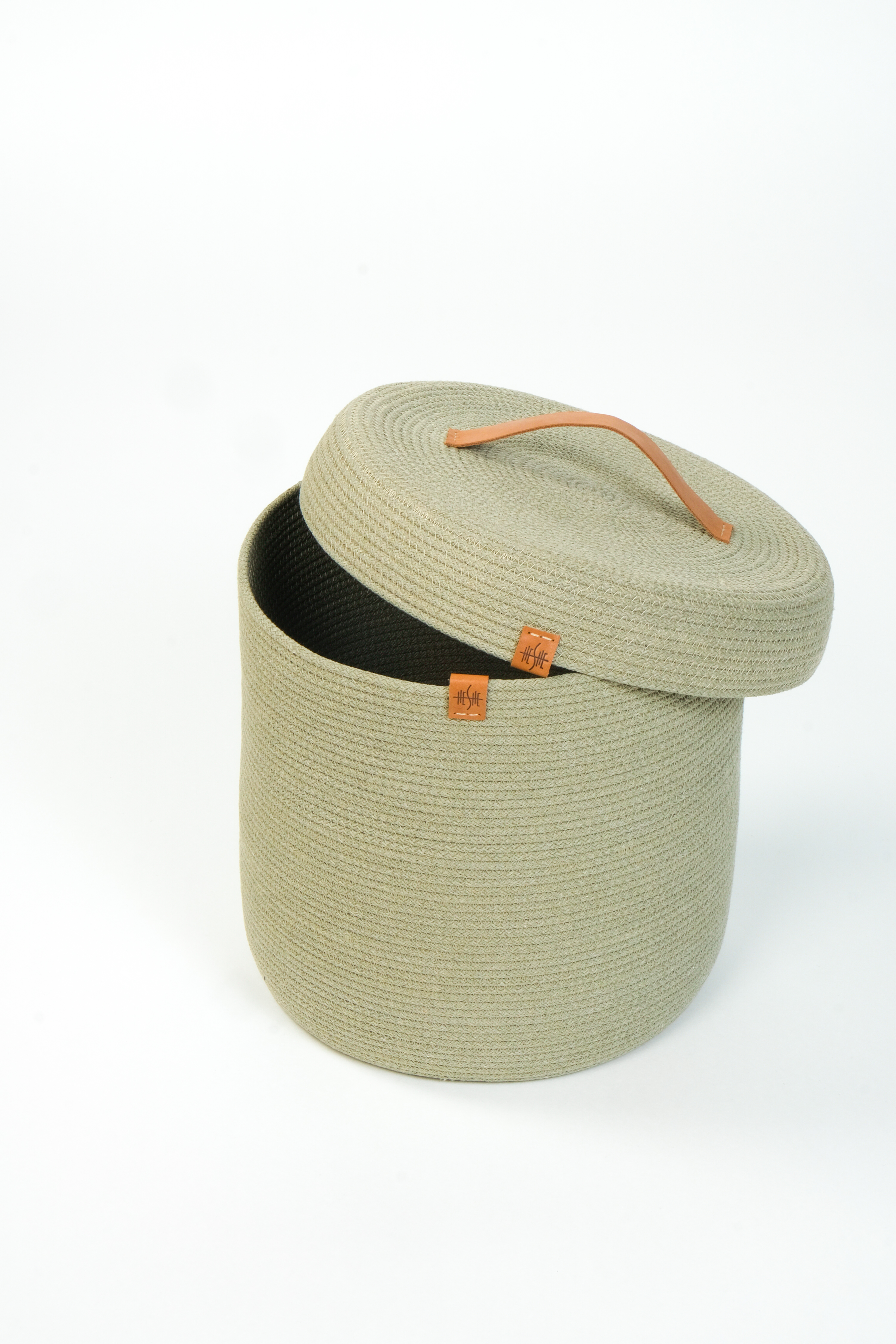 

Корзина плетеная HESHE HSCORDBASKET025OL
