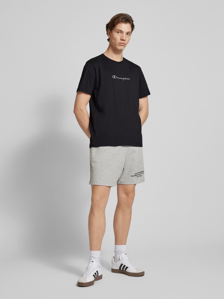 

Футболка мужская Champion 220677 черная XS, Черный, 220677
