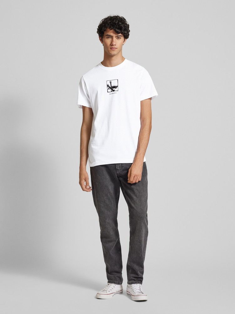 

Футболка мужская Calvin Klein Jeans J30J325687 белая XXL, Белый, J30J325687