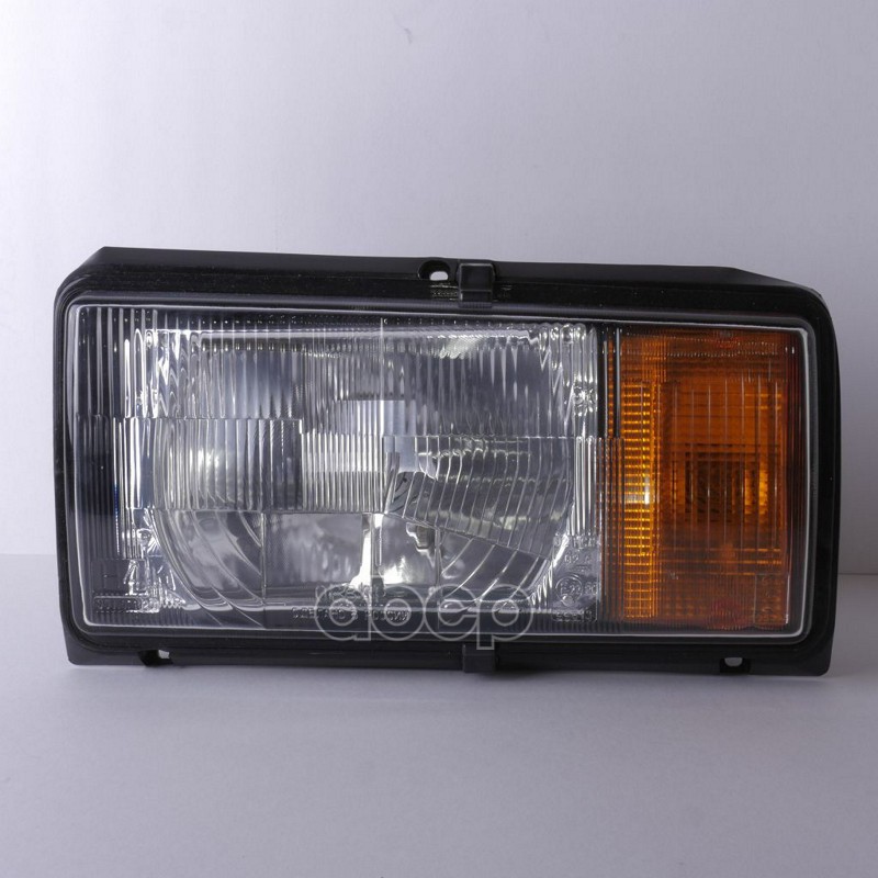 

Блок-Фара Ваз 2105, 07 Левая Lada 21050-3711011-01 LADA арт. 21050-3711011-01