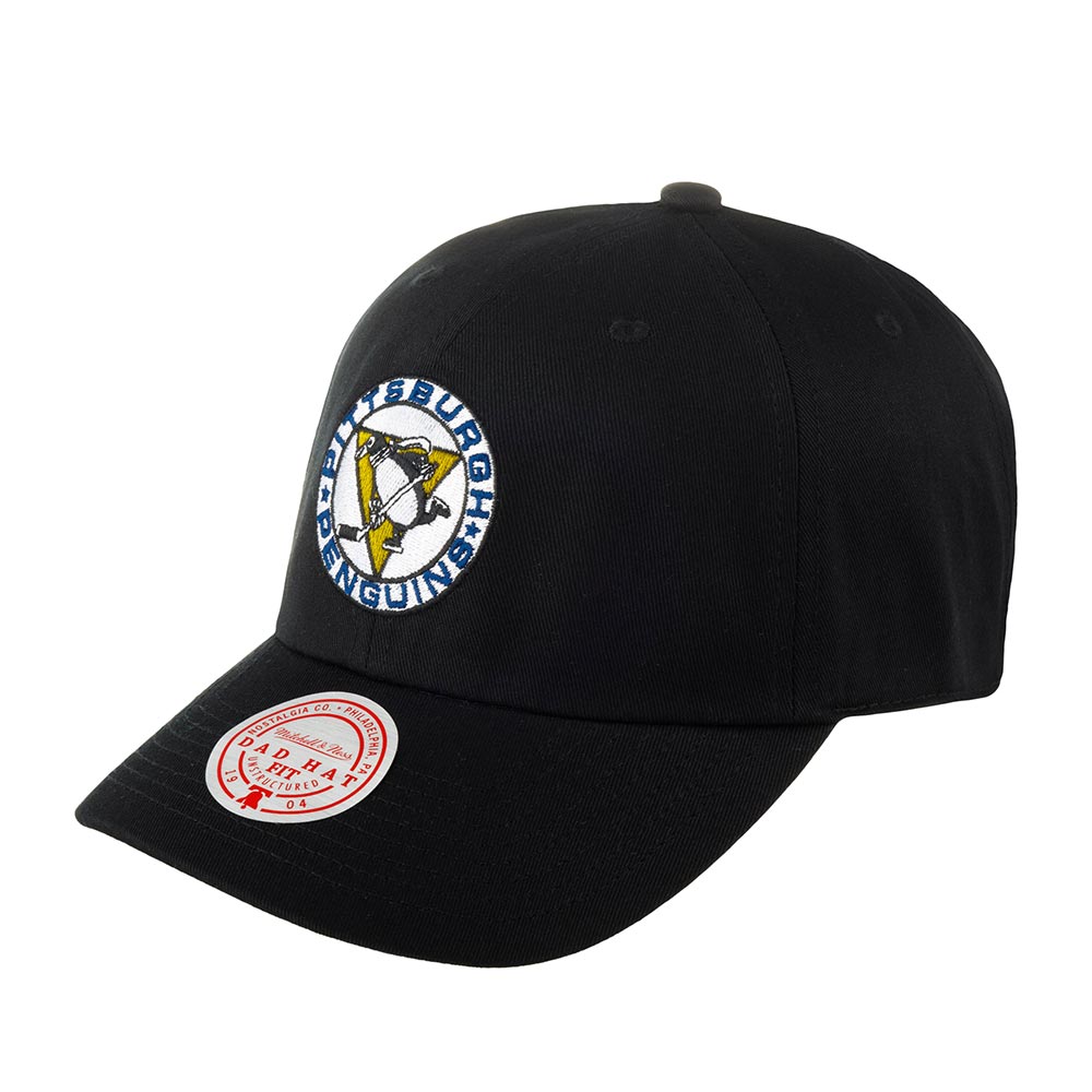 

Бейсболка унисекс Mitchell&Ness HLUX5369-PPEYYPPPBLCK черная, Черный, HLUX5369-PPEYYPPPBLCK