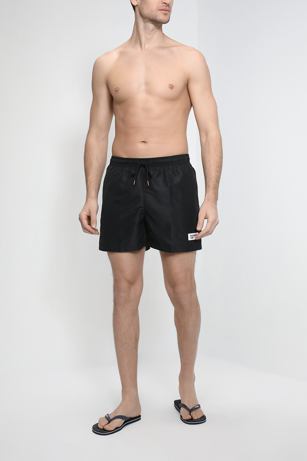 

Шорты для плавания мужские Tommy Hilfiger UM0UM02478 черные S, Черный, UM0UM02478
