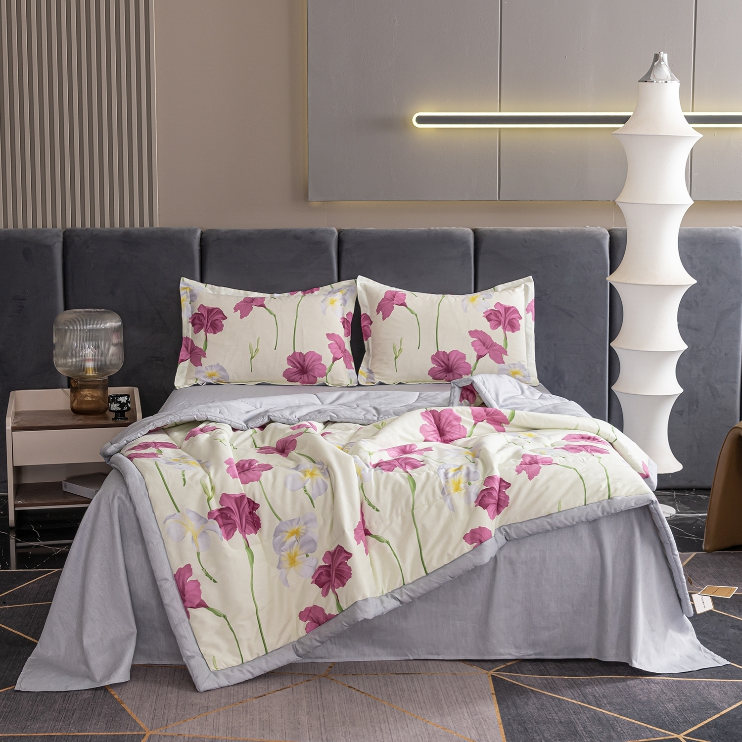 

Постельное белье VIVA - HOME TEXTILE на резинке Евро 180x200 см, OBR0