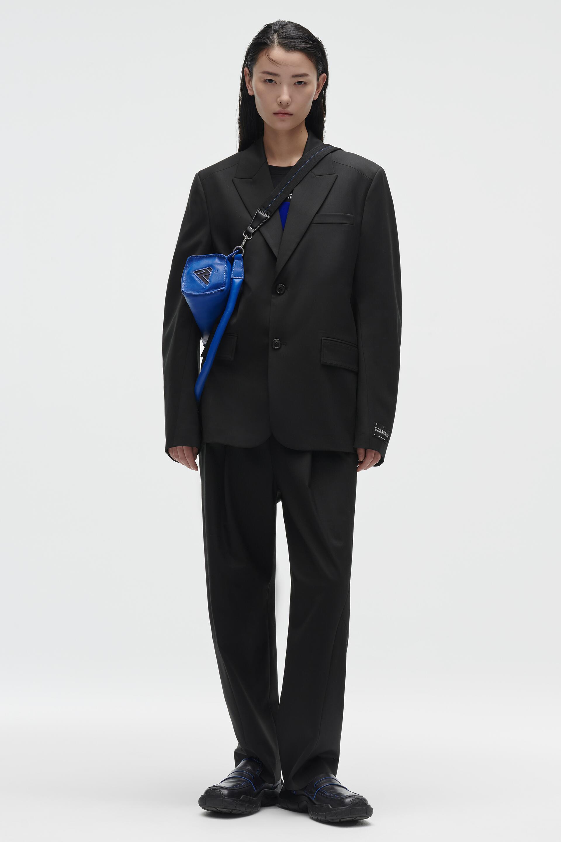 

Пиджак женский ZARA 02007455 черный L (доставка из-за рубежа), 02007455