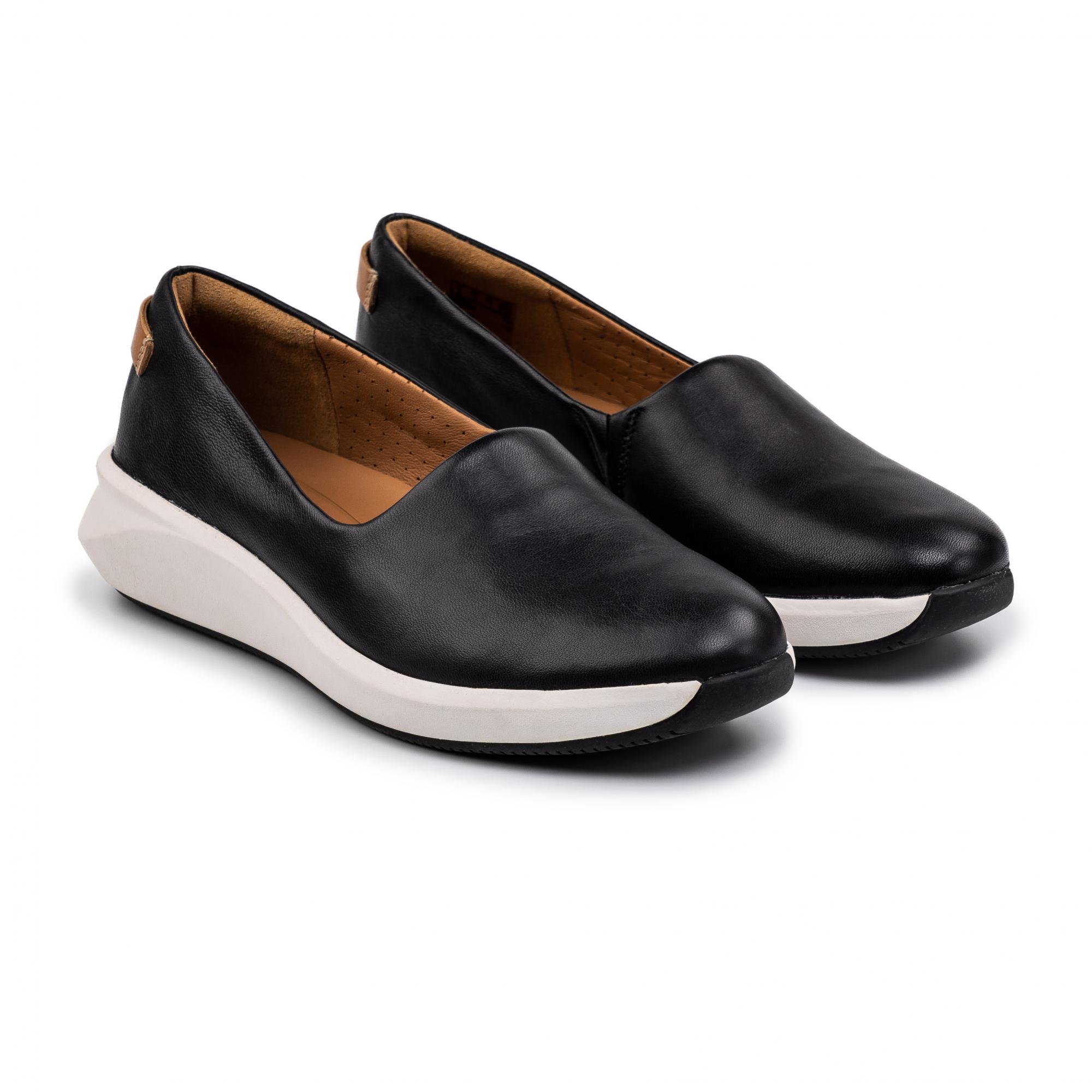 

Кроссовки женские Clarks Un Rio Step черные 39 EU, Un Rio Step
