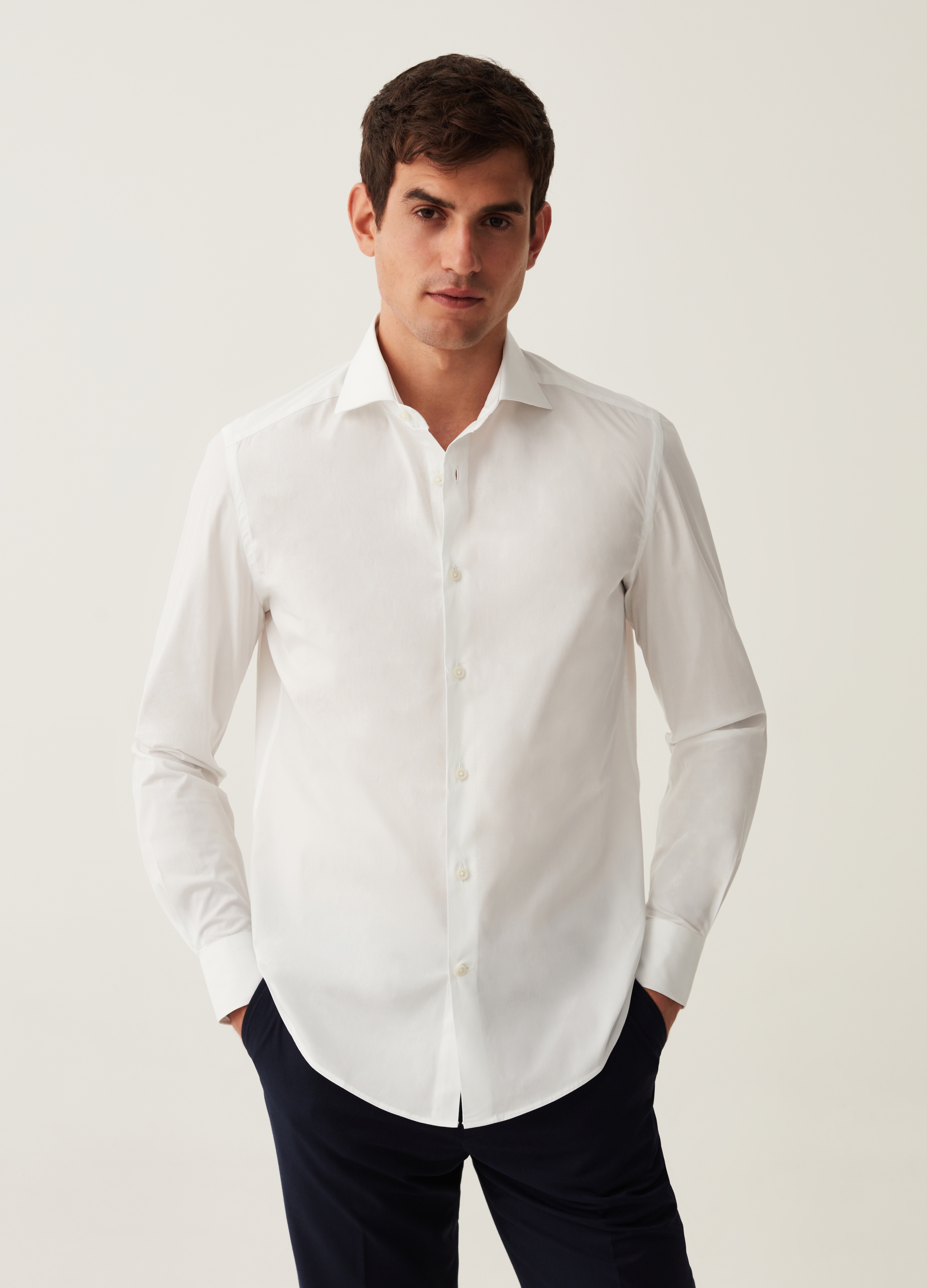 Рубашка мужская OVS 1890382 белая 40