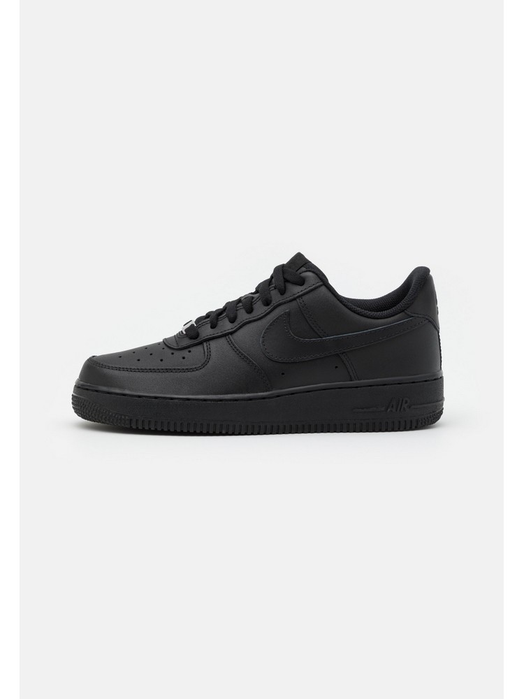 

Кеды мужские Nike Air Force 1 '07 low черные 38.5 EU, Черный, Air Force 1 '07 low