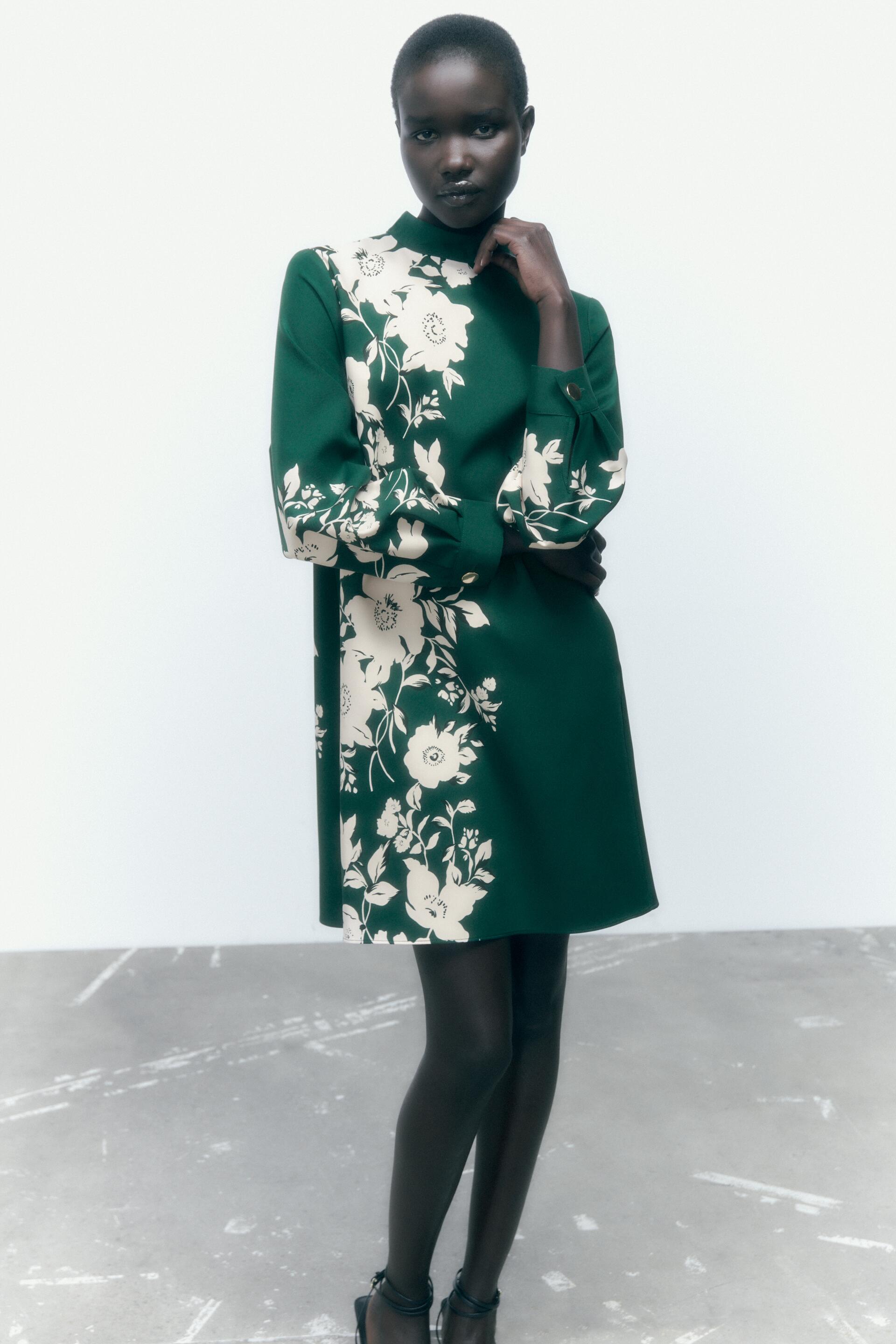 

Платье женское ZARA 02065501 зеленое M, 02065501