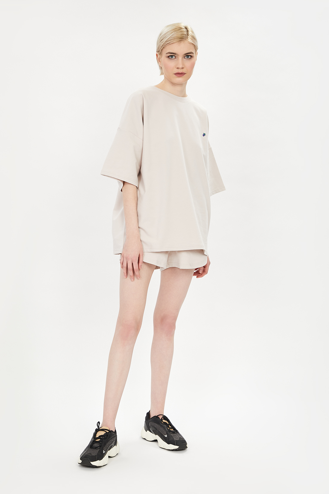 

Спортивные шорты женские Baon B321004 бежевые L, B321004