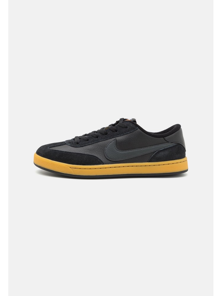 

Кеды мужские Nike NS412O04L черные 40 EU, Черный, NS412O04L