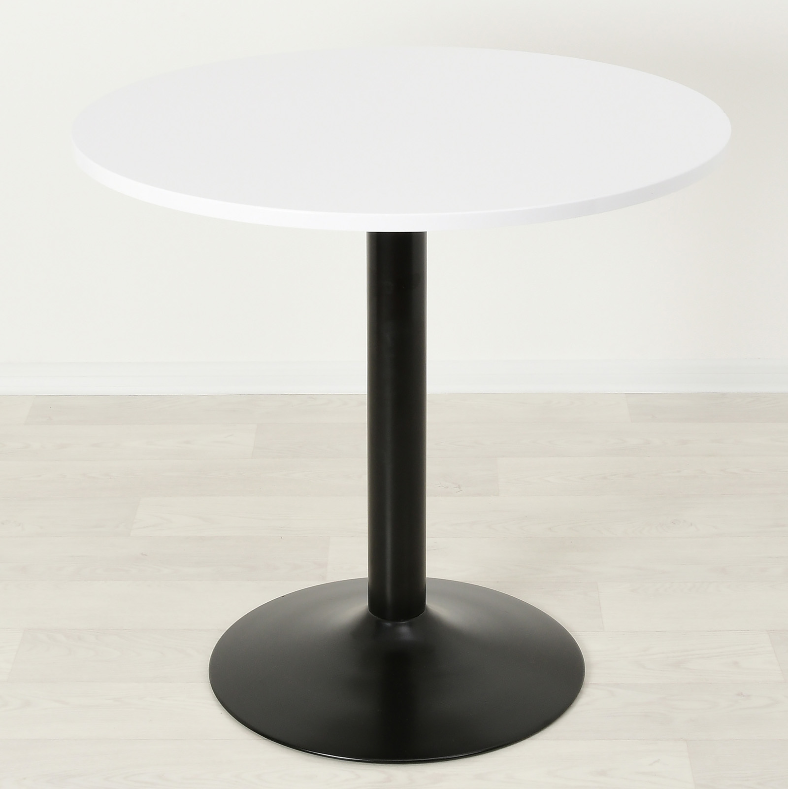 

Кухонный стол Mebel Apartment Троя 18 белый/черный D90, Троя 18