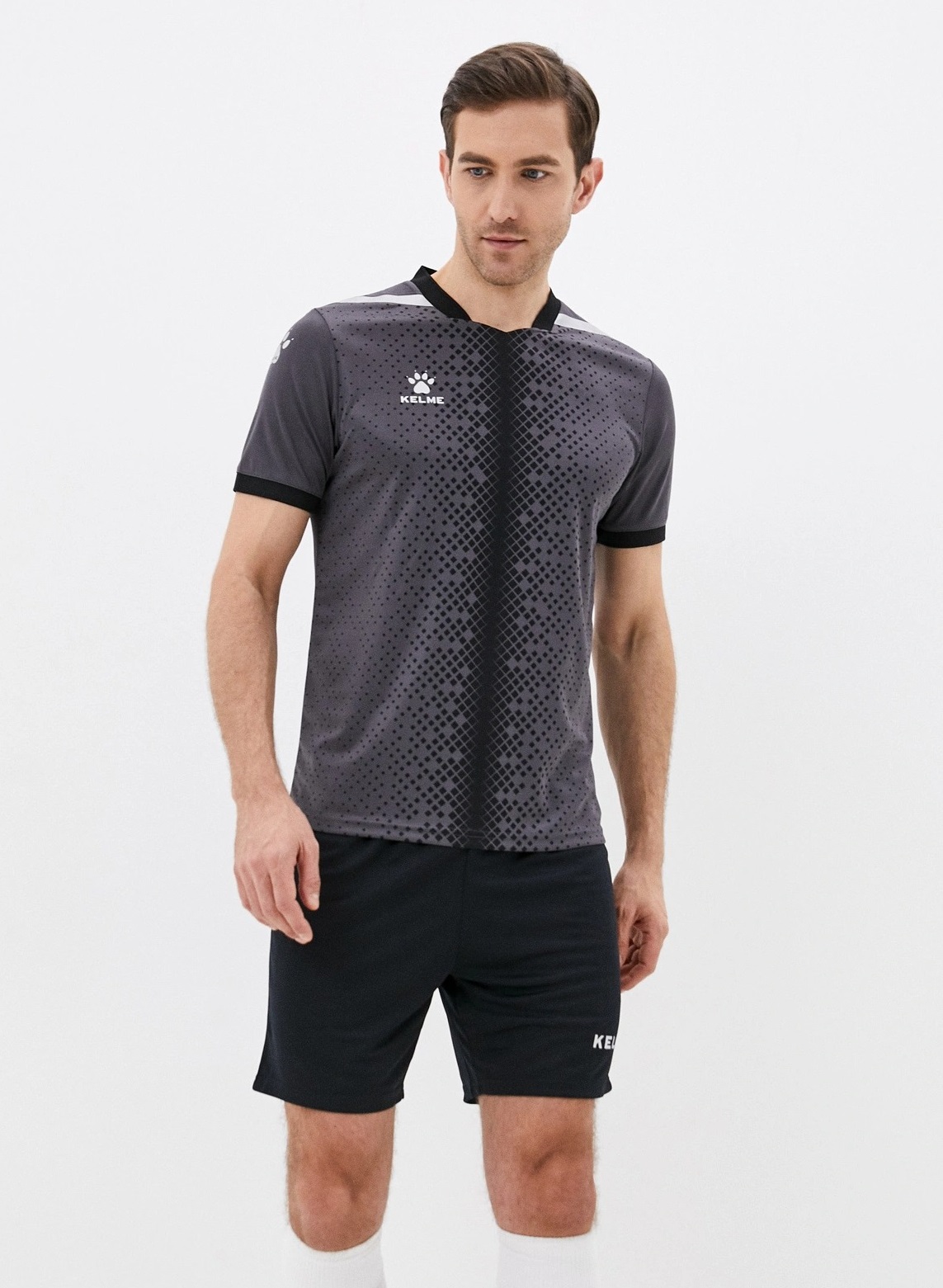 

Спортивная форма футбольная KELME Short Sleeve Valencia Set черный, S INT, Short Sleeve Valencia Set